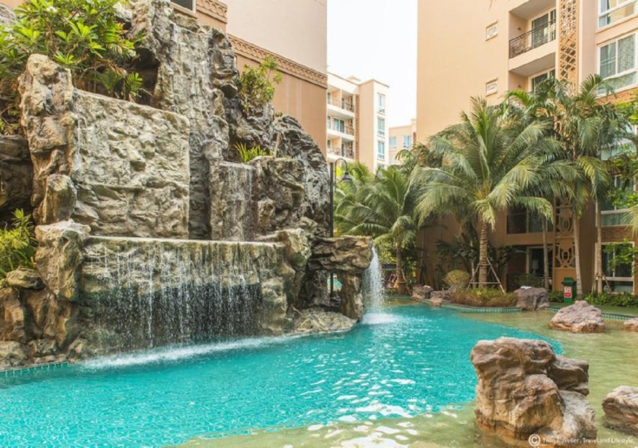 Atlantis Condo Resort By Somphong Pantai Jomtien Bagian luar foto