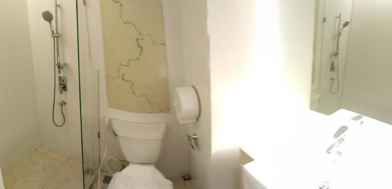 Atlantis Condo Resort By Somphong Pantai Jomtien Bagian luar foto