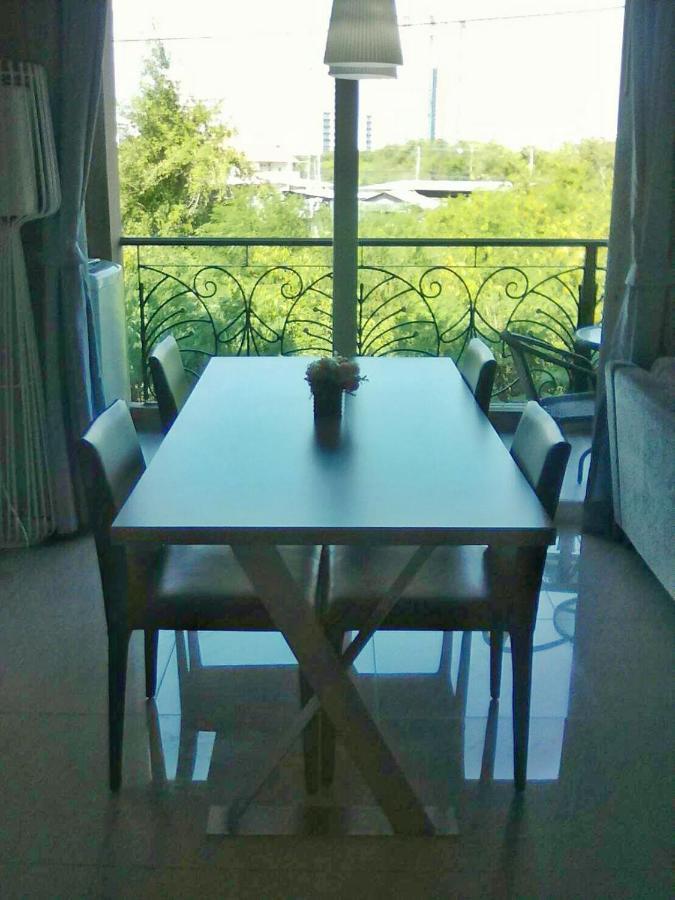 Atlantis Condo Resort By Somphong Pantai Jomtien Bagian luar foto
