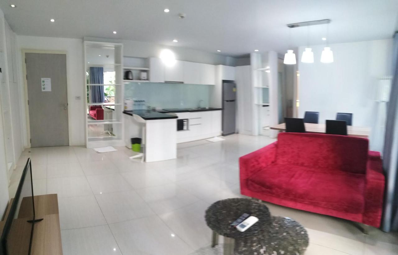 Atlantis Condo Resort By Somphong Pantai Jomtien Bagian luar foto