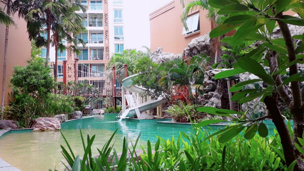 Atlantis Condo Resort By Somphong Pantai Jomtien Bagian luar foto