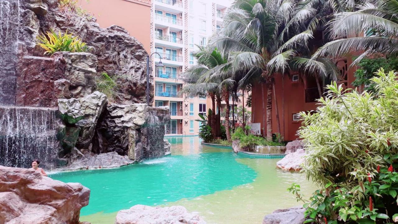 Atlantis Condo Resort By Somphong Pantai Jomtien Bagian luar foto